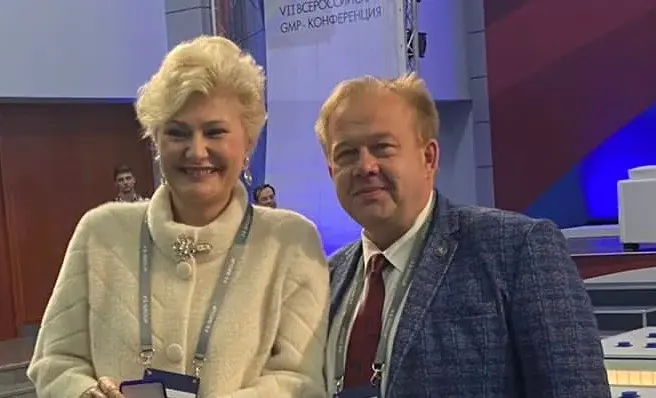Центр экспертиз и испытаний в здравоохранении Минздрава Республики Беларусь наградил знаками почета российских коллег